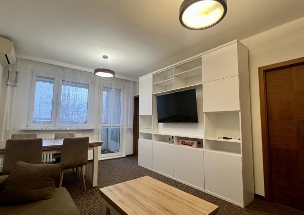 PRENÁJOM 4 IZB BYT-DUBRAVKA-OC SARATOV-3 iz.SÚ NEPRIECHODNÉ