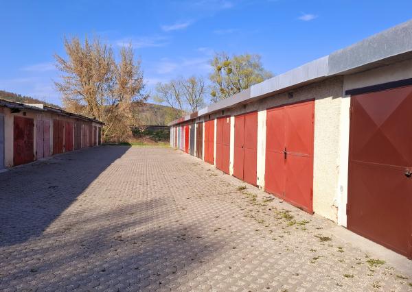 EXKLUZÍVNE na PREDAJ garáž, Laborecká ulica., Humenné (N290-19-MIM)