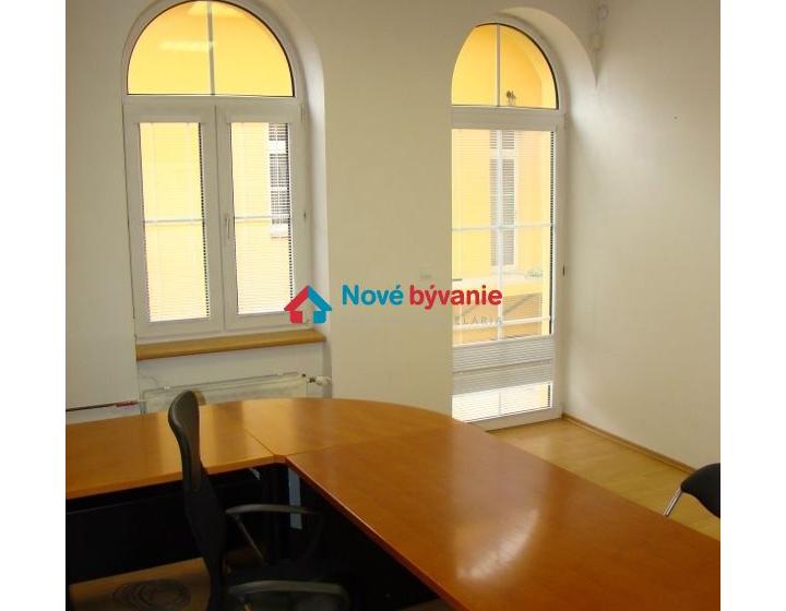 Hľdáte na prenájom kanceláriu - Banská Bystrica, centrum? N132-26-ZULI
