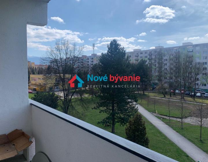2 izbový byt na predaj, sídlisko Vlčince, Žilina. (N052-112-MOPRa)