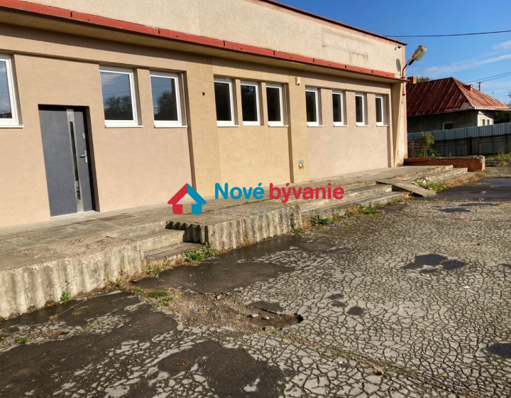 Polyfunkčná budova na predaj Markovce