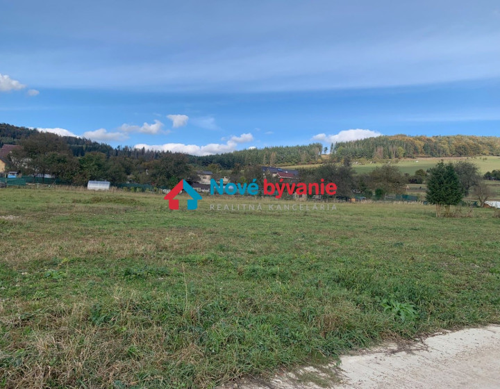 (N0102-14-MOPR) PREDAJ pozemok 631m2, Ovčiarsko, Žilina.