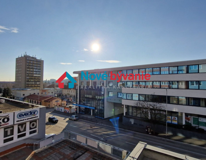 Na prenájom priestory v centre mesta s možnosťou rozdelenia podľa potreby (N024-25-BP)