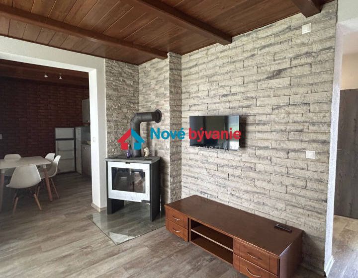 Rekreačný dom pri Liptovskej Mare  ID: N010-12-PICH