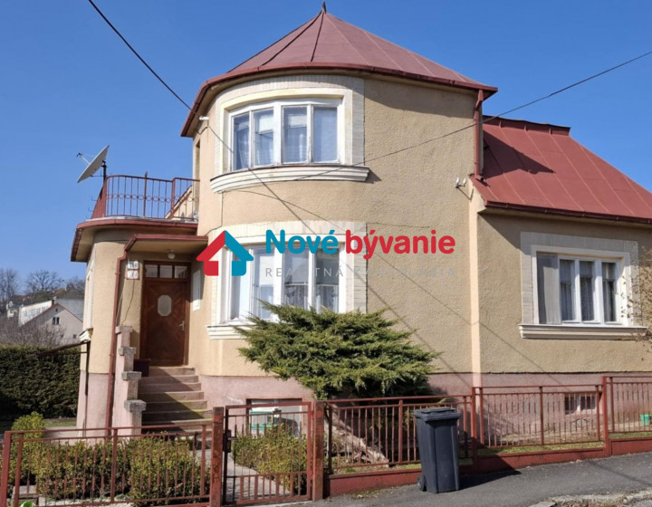 VÝBORNÁ CENA! Na PREDAJ rodinný dom, Humenné (N254-12-MIM)