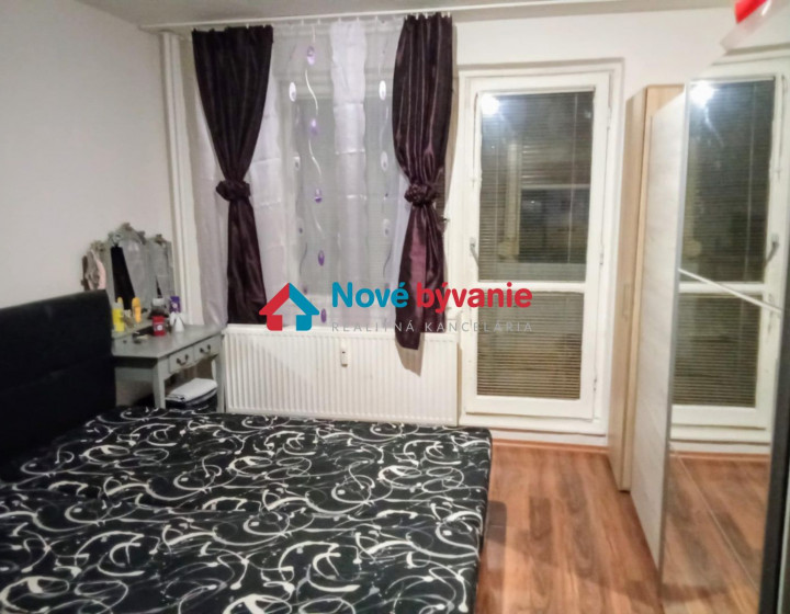 Rezervované-Prenájom 2 izbového bytu vo Vranou nad Topľou