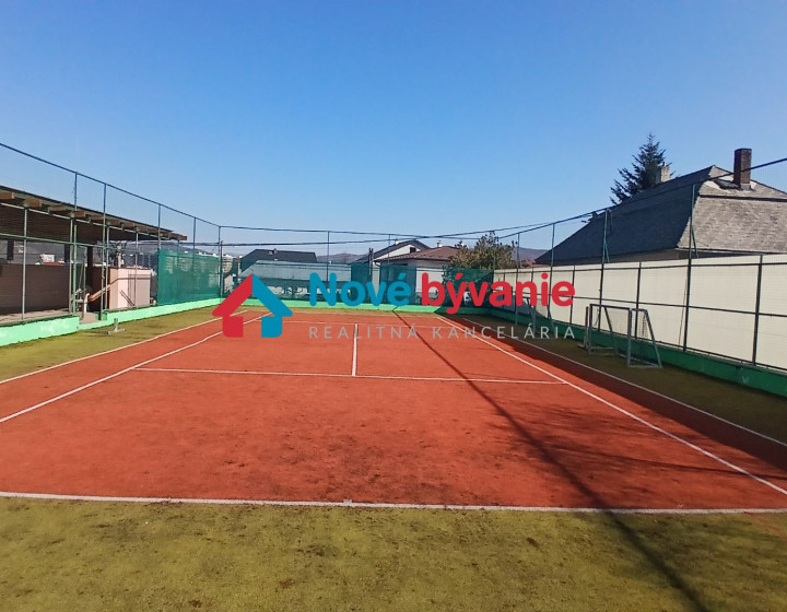 Na predaj Fitness a wellness centrum, Snina (N011-110-MABA)