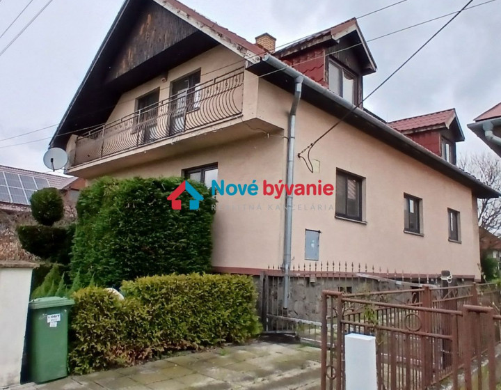 ZNÍŽENÁ CENA. Na predaj rodinná vila, Sečovská Polianka (N014-12-MABA)