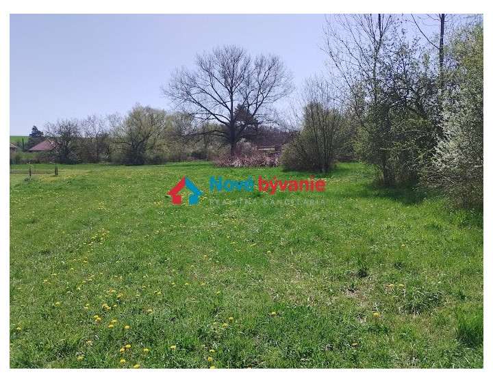 Predaj veľkého pozemku - Drženice (N020-14-MAHA)