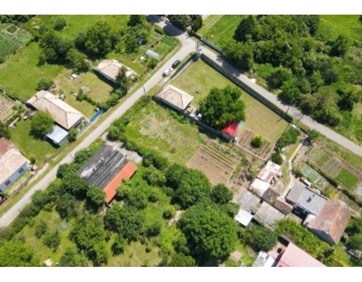 Predaj, stavebný pozemok - Pohronský Ruskov(N135-14-FRAD)