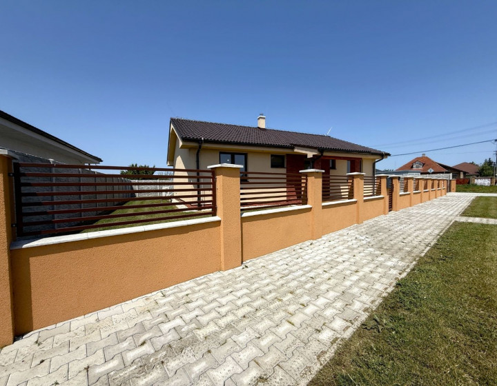 Predaj, slnečná 4-izbová novostavba RD-Dvory Nad Žitavou(N178-12-FRAD3)