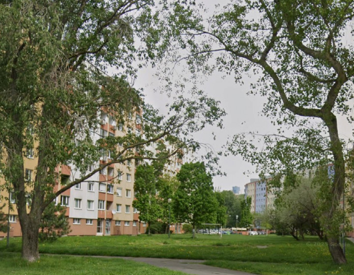 Čoskoro v predaji - 3 izbový byt po rekonštrucii