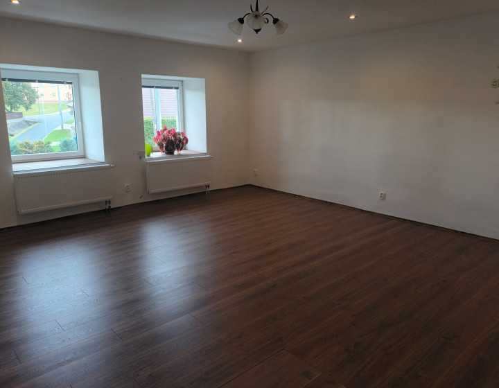 1 izbový byt prenájom Žakovce