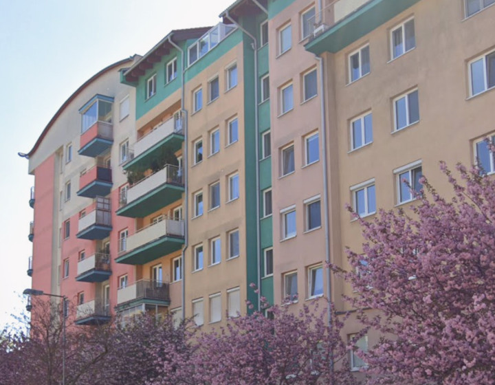 Hľadám na kúpu 3izb. byt  Bratislava - Petržalka