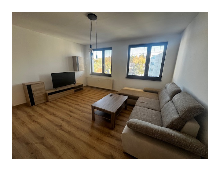 NA PRENÁJOM-Na prenájom 1,5-izb. byt vo Vranove(N004-211-STMI)