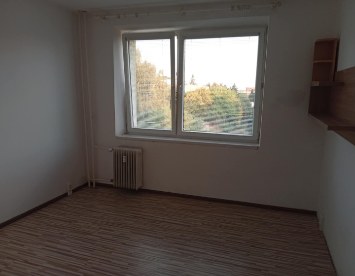 Kúpim 1,5 izb. byt - Vranou nad Topľou