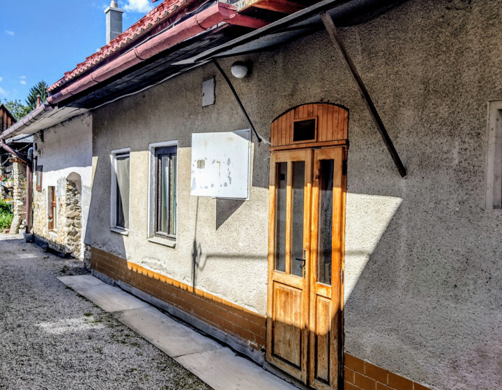 Predám Rodinný dom vhodný  na chatu ID: N002-12-VOZBt