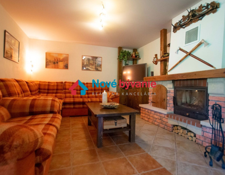 Predaj - RODINNÝ DOM na horách, krytý bazén, tenisový kurt, krásny pozemok - aj VÝMENA za BYT v BA (N298-12-OTKA)