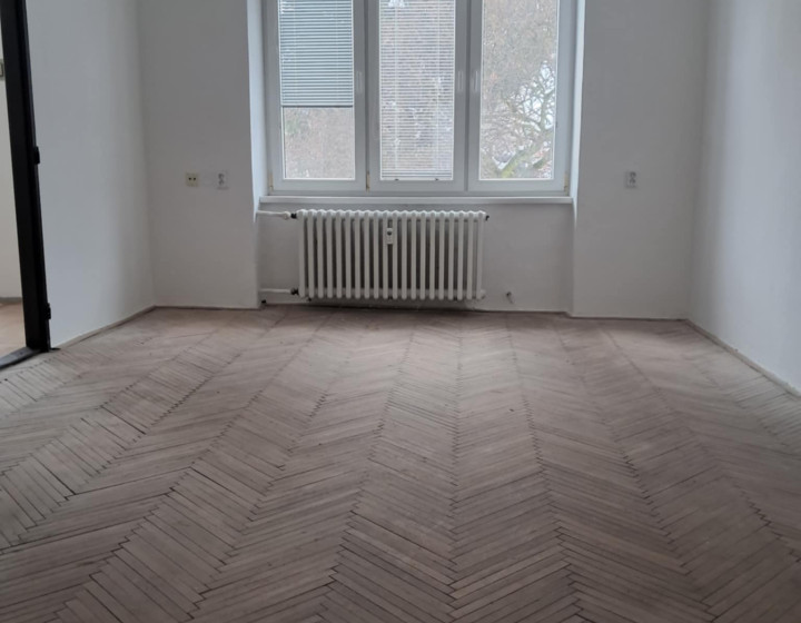 Kúpa - 1 izbový alebo 2 izbový byt v Michalovciach. Humenné .Vranov nad Topľou