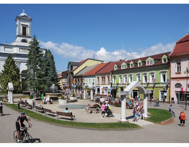 2 izbový byt , Poprad , centrum