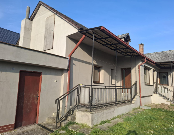 PRENAJOM-4izb.RD, garáž, terasa, pozemok -vo vyhľadávanej tichej lokalite