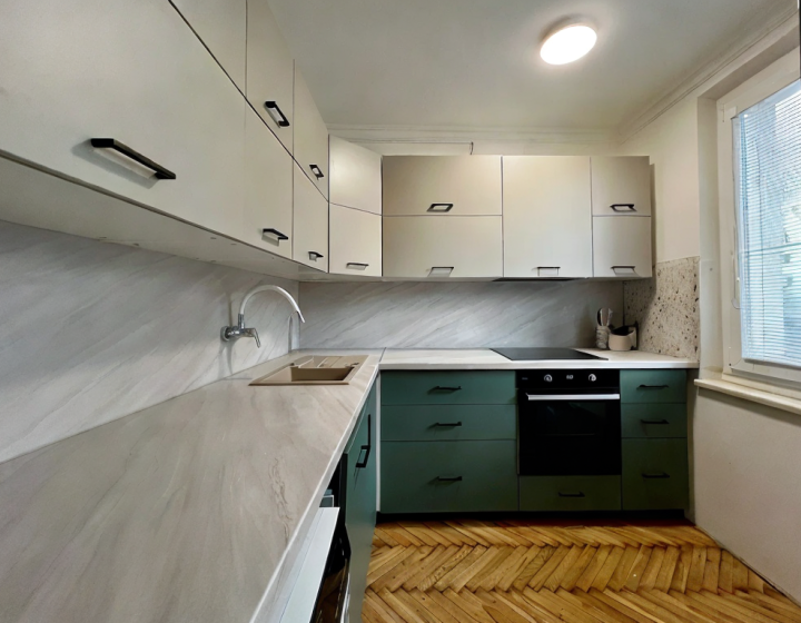 REZERVOVANÉ predaj prerobený 3izb.byt+LOGGIA Pod.Biskupice (N034-113-ANHO)