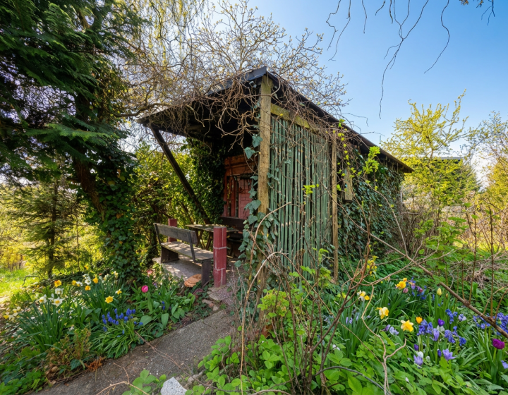 Záhradný domček , pozemok 1096m2 ,Budatín (N091-14-DASEa)