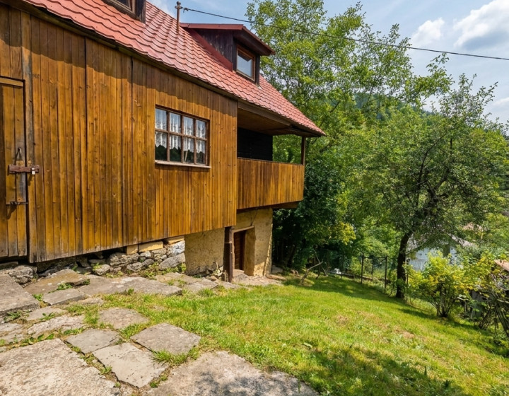 Predaj chata, Kolárovice( N058-12-DASEa)