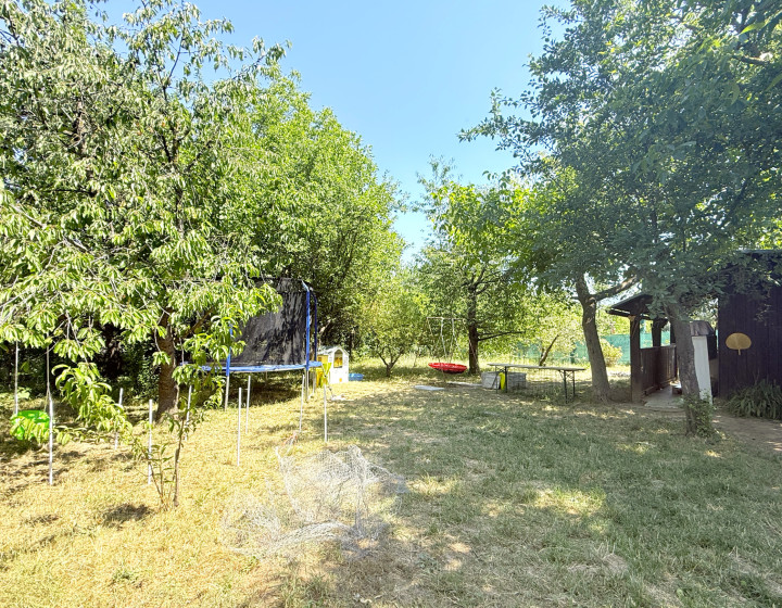 Predaj, záhrada so záhradným domčekom-Nitra/Kynek