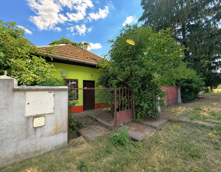 Predaj, vidiecky dom s letnou kuchyňou-Málaš(N241-12-FRADE)