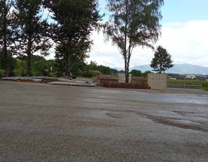 Prenájom rozsiahleho pozemku LM 10 000 m2 ID:N013-24-PEDU