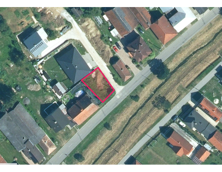 Pozemok 219m² Lipt. Trnovec, IS na pozemku ID: N016-14-PEDU