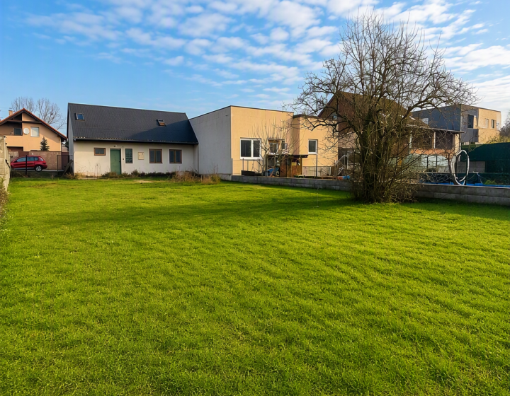 STAVEBNÝ POZEMOK 506 m² – STUPAVA | POKOJNÁ LOKALITA | VÝBORNÁ DOSTUPNOSŤ NA D2