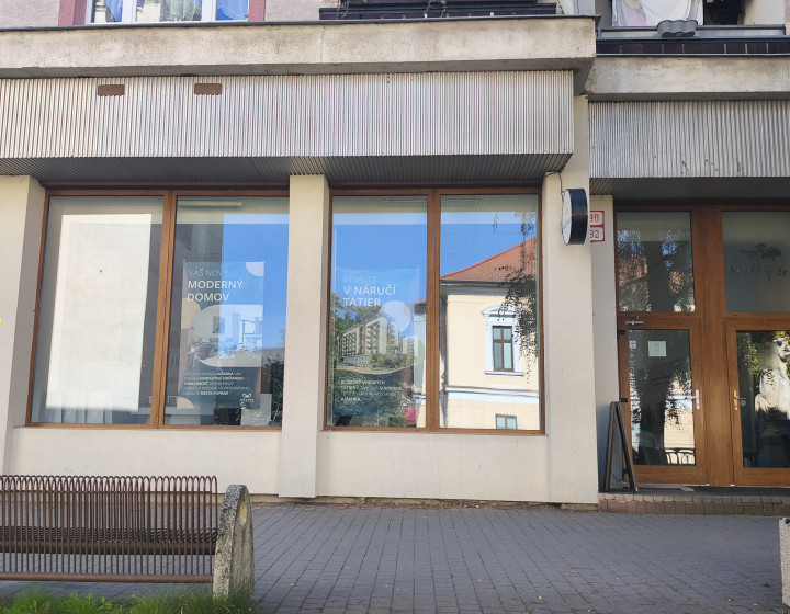 Exkluzívny priestor na prenájom na námestí Poprad