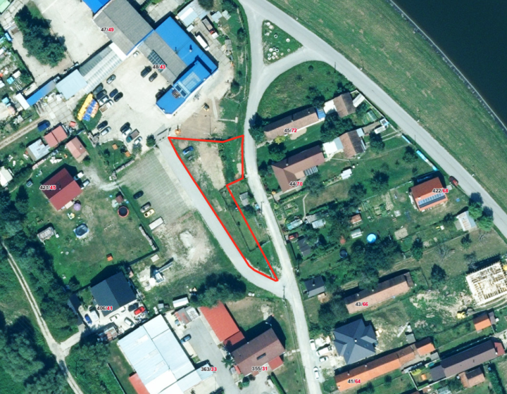 Pozemok pri Vrútkach na výstavbu RD/813m2 ID: N025-14-STKE